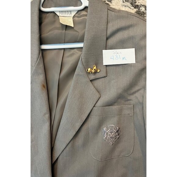 VINTAGE Sellecca Womens Light Gray Blazer Jacket with Embroidered Crest SZ 12P - Picture 8 of 9